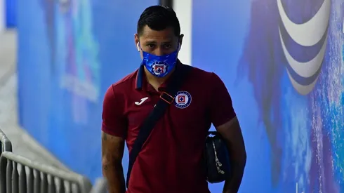 Julio César Domínguez en un partido de Cruz Azul