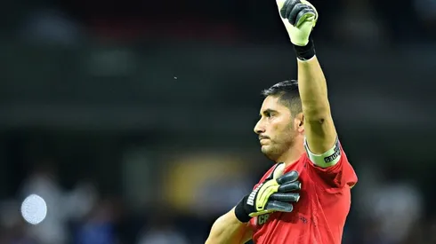 Jesús Corona en la final con Cruz Azul