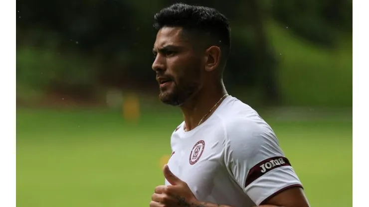 Lucas Passerini entrena con la Máquina.