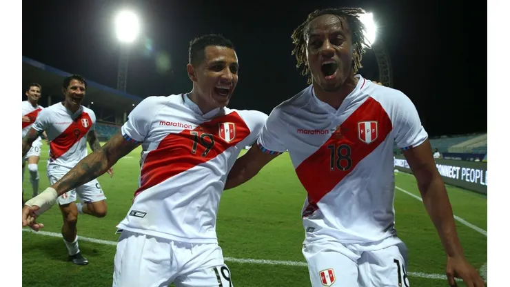 Yotún anotó el tercer gol de Perú.