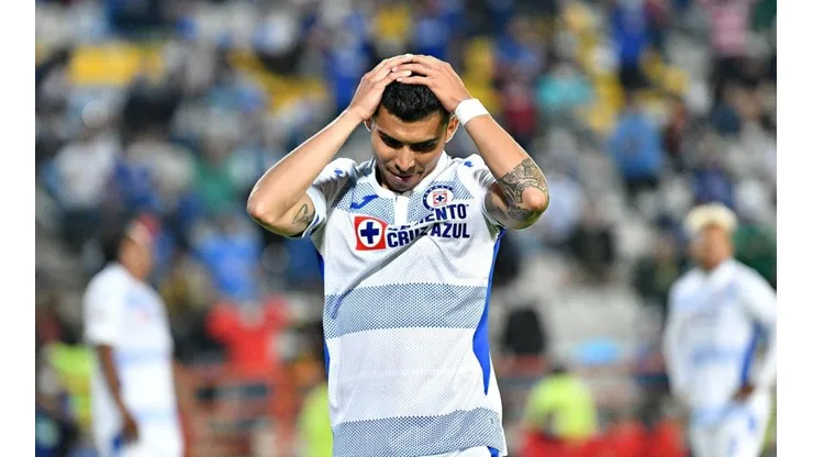 Orbelín Pineda en un partido del Guardianes