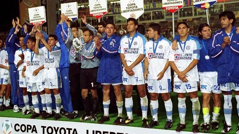 Plantel de Cruz Azul en la final de la Copa Libertadores