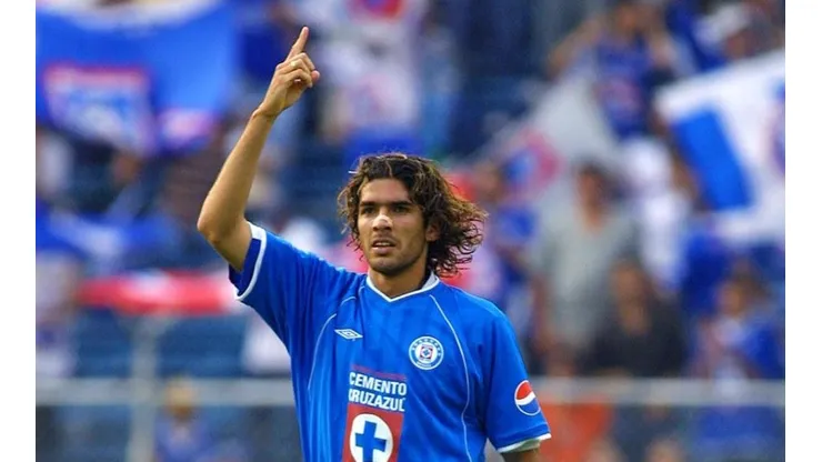 Sebastián Abreu jugó en Cruz Azul entre 2002 y 2003.