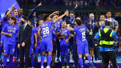 Cruz Azul en la celebración del Guardianes