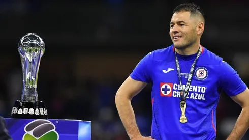 Pablo Aguilar en la ceremonia de premiación