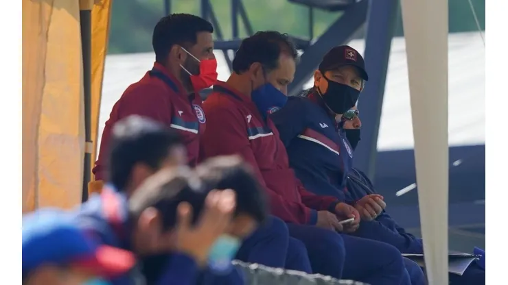 Directiva de Cruz Azul en un partido