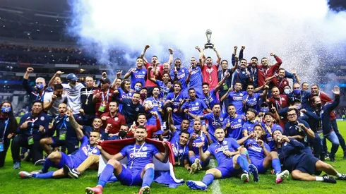 Cruz Azul se consagró Campeón del Guard1anes 2021 en la Final ante Santos.