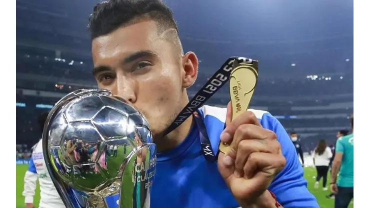Orbelín Pineda festejó con un baile especial el campeonato de Cruz Azul.