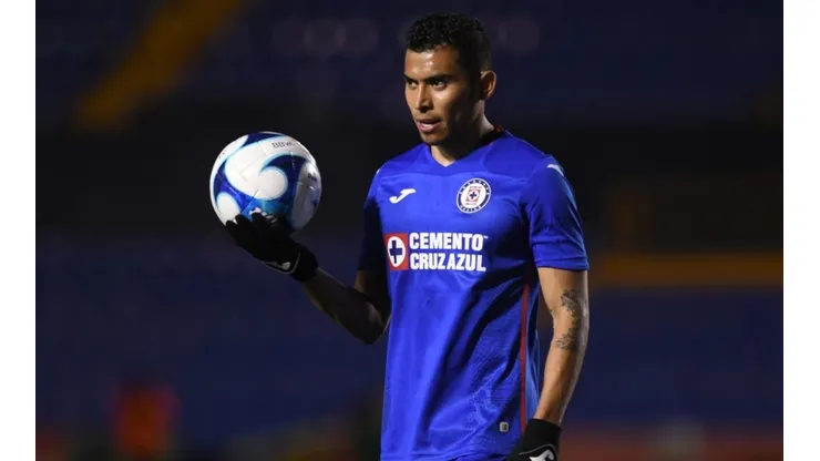Orbelin Pineda en el Guardianes