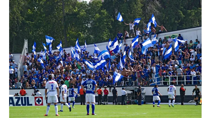 Cruz Azul ya no juega en el estadio 10 de Diciembre.