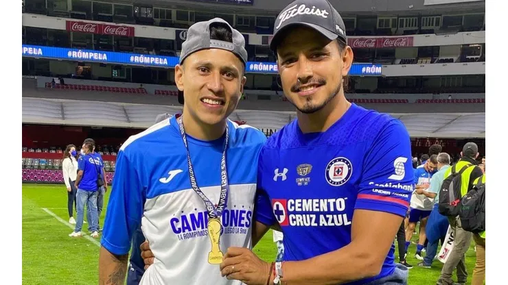 Los ex jugadores de Cruz Azul también festejaron la novena estrella