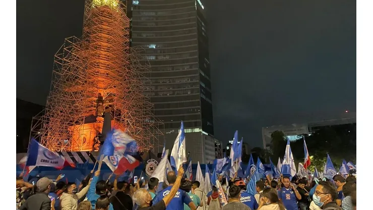 El Ángel se repletó de fanáticos de Cruz Azul.