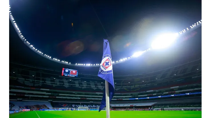 Cruz Azul volvió al estadio Azteca en 2018.