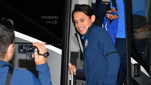 Flores felicitó a Cruz Azul.