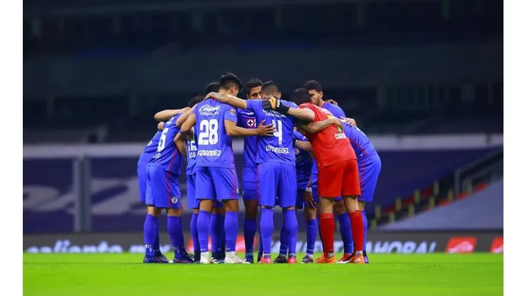 Cruz Azul en un partido del Guardianes