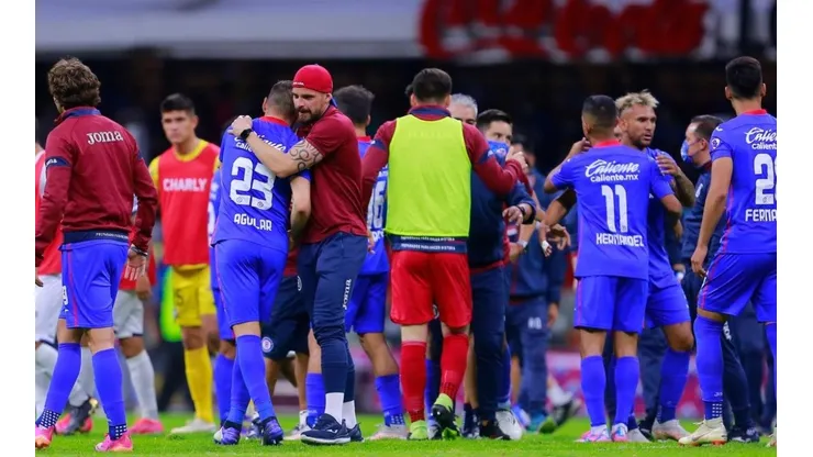 Cruz Azul en el duelo ante el Pachuca