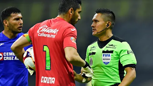 Fernando Guerrero fue el árbitro del Cruz Azul vs. América en la Jornada 15 del Guardianes 201.