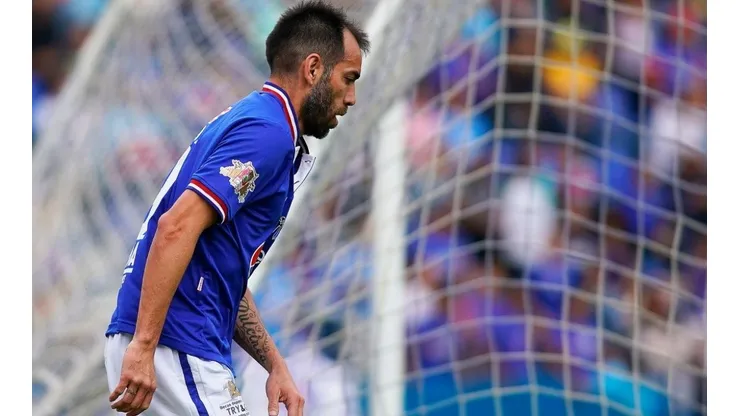 César Delgado en su partido de despedida