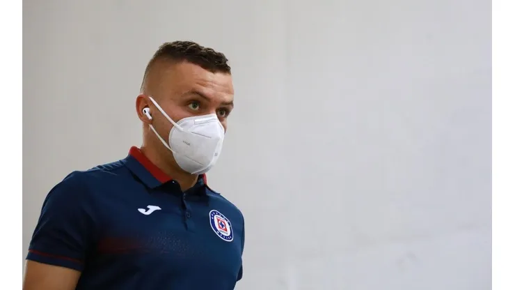 Jonathan Rodríguez con Cruz Azul