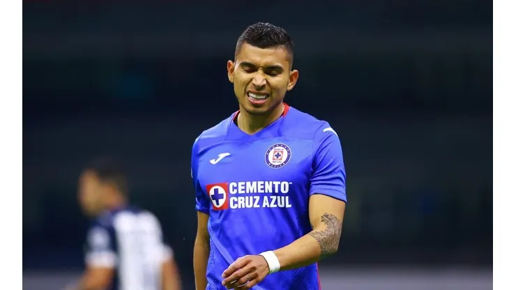 Orbelin Pineda sigue capa caída
