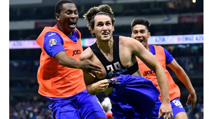 Cruz Azul venció por 3-1 a Toluca.
