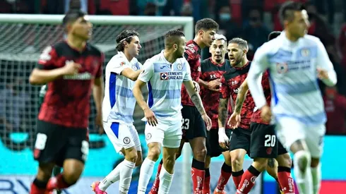 Cruz Azul tendrá que remontar en el Estadio Azteca