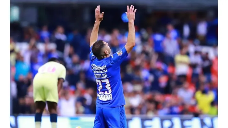 Pablo Aguilar sigue sin renovar con Cruz Azul