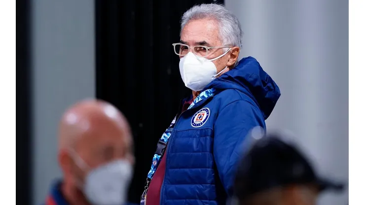Álvaro Dávila es presidente en Cruz Azul.