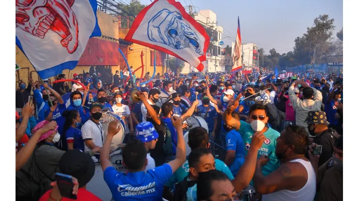 La afición de Cruz Azul podría volver al estadio.