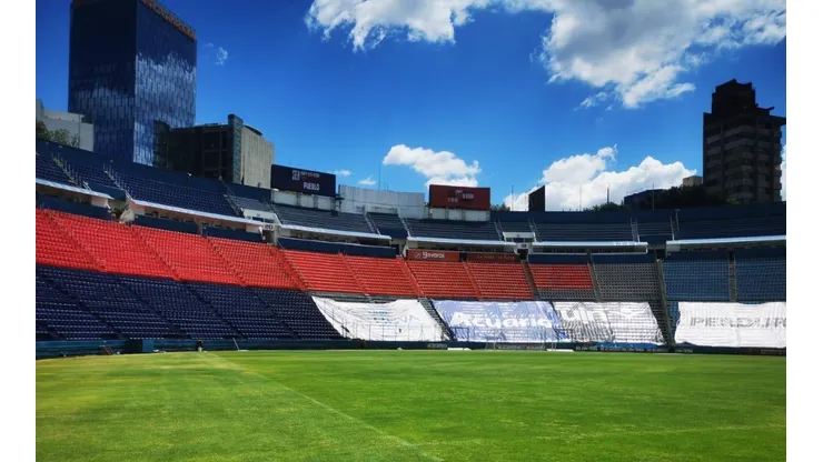 Nueva fachada del antiguo Estadio Azul