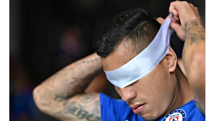 Julio Domínguez cumple 15 años de su debut con Cruz Azul