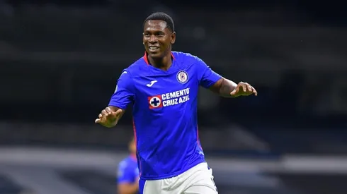 Bryan Angulo saldrá desde la titular