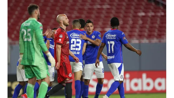 Cruz Azul derrotó por 3-1 al Toronto FC.