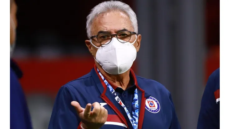 Álvaro Dávila es el presidente de Cruz Azul.