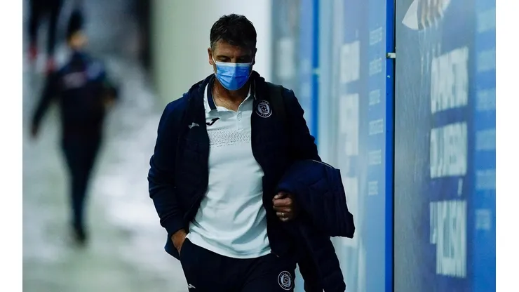 Robert Dante Siboldi se fue de Cruz Azul en diciembre.