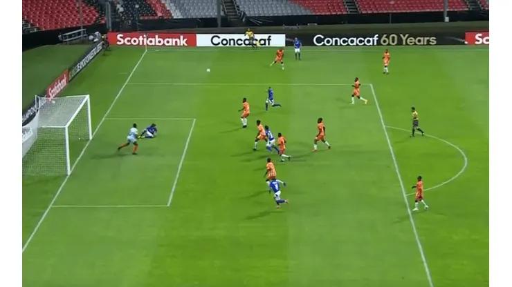 Alexis Gutiérrez marca al minuto 2'