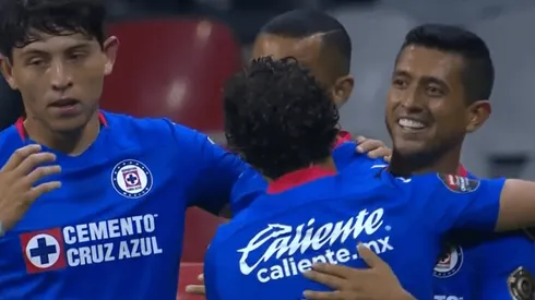Yoshimar Yotún anotó el segundo de Cruz Azul
