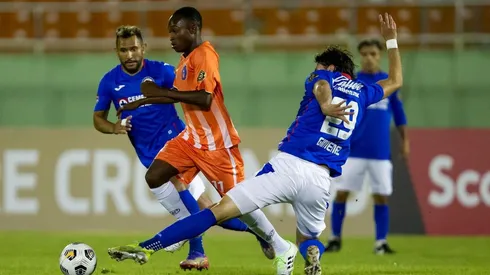 Cruz Azul y Arcahaie se enfrentan esta noche.