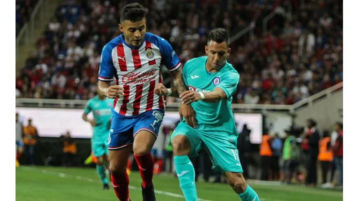 Cruz Azul y Chivas se enfrentan este sábado.