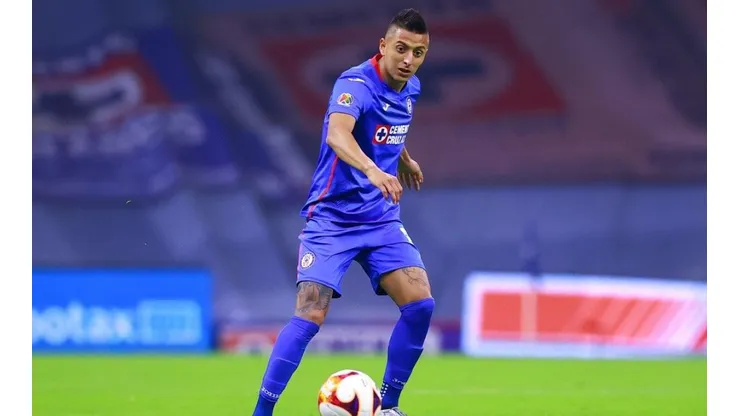 Roberto Alvarado con Cruz Azul