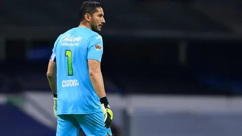 Corona renovará contrato con Cruz Azul.