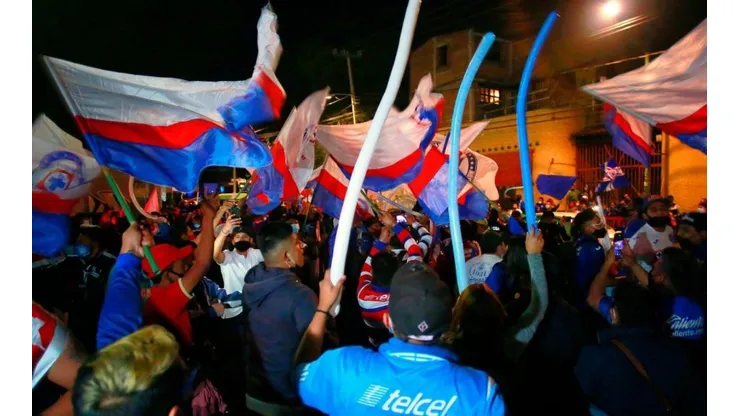 Los aficionados siguen ansiosos por volver a los estadios