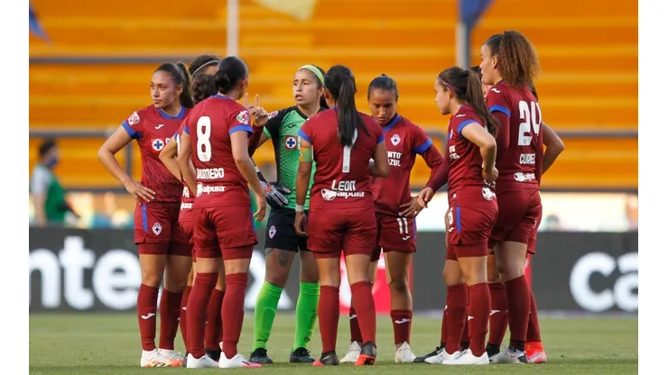 Cruz Azul Femenil cayó ante Tigres este lunes.