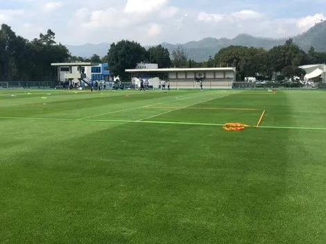 Vuelven los problemas por el césped de La Noria