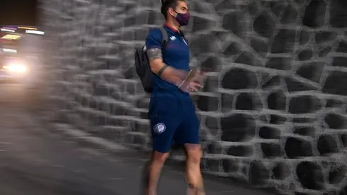 Alexis Peña en su llegada al Estadio Azteca