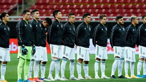 Selección de México en el duelo ante Costa Rica