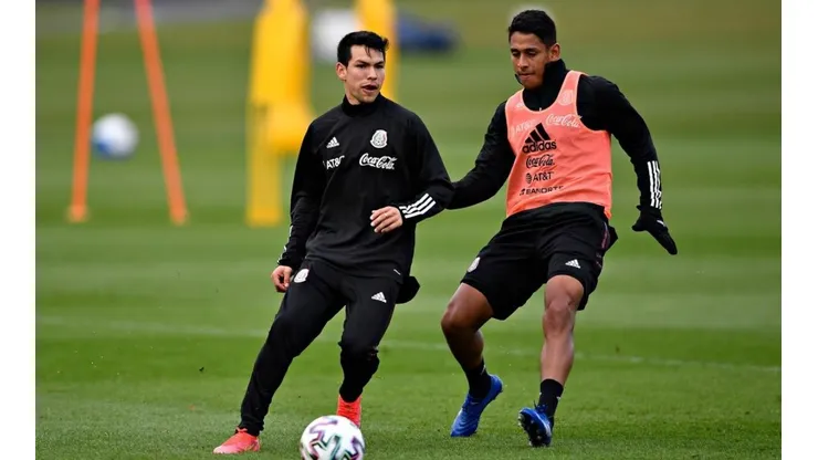 Luis Romo en el entrenamiento de la Selección de México