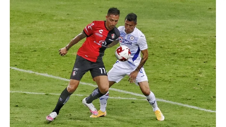 Cruz Azul y Atlas se enfrentan este sábado.