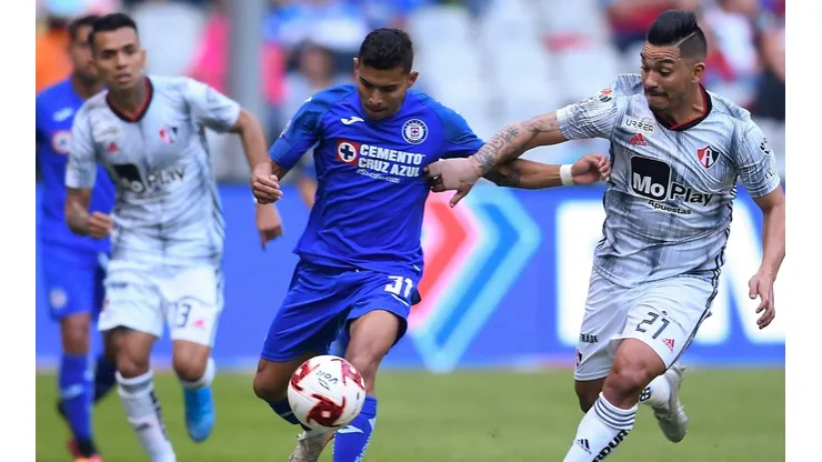 Cruz Azul y Atlas se enfrentan este sábado.