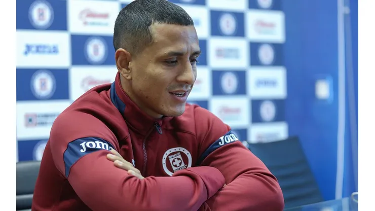 Yoshimar Yotún aseguró que buscarán mantener enamorada a la afición de Cruz Azul.